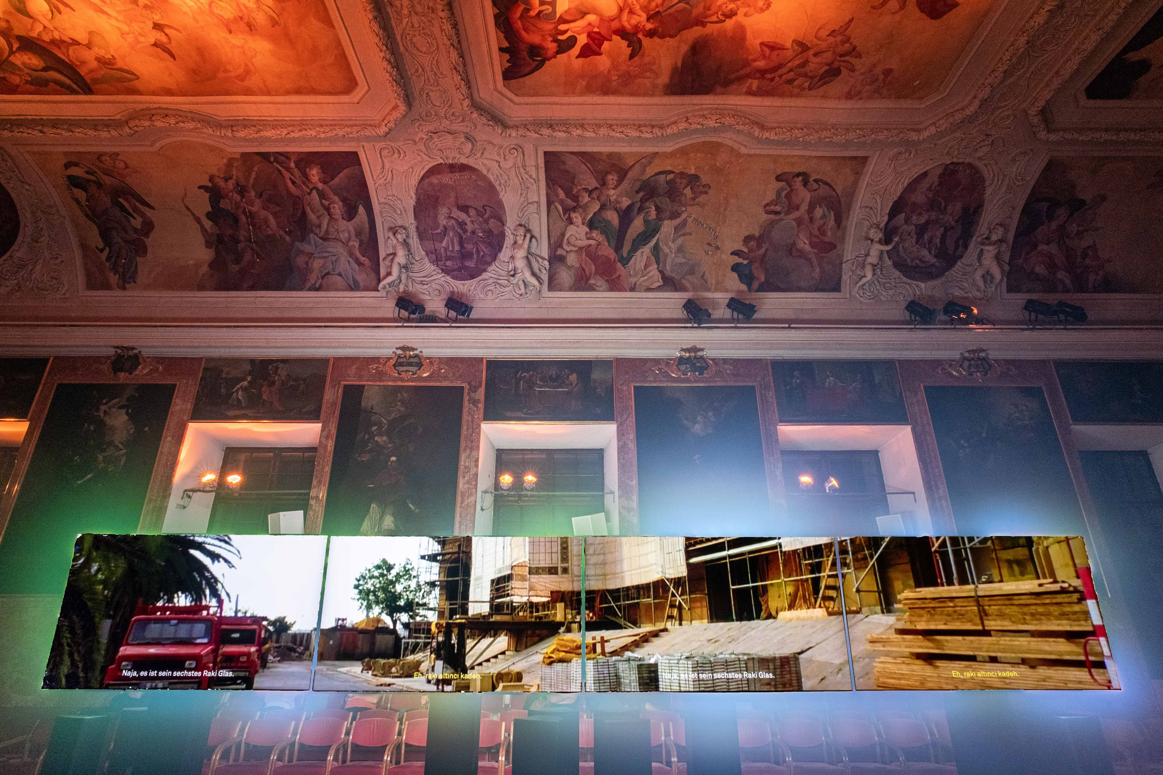 Michiel Vandevelde, Human Landscapes - Book II, Minoritensaal, Graz. – Foto (c) Mathias Voelzke