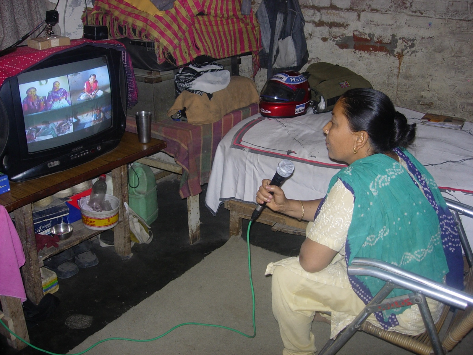Khirkeeyaan, Working Still, Episode 2, Khirkee Extension, New Delhi, 2006. – Image by CAMP.