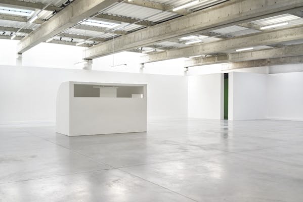 Installatiezicht Fundamentalist Cubes: Inside Spaces by Bruce Nauman, Absalon, and Gregor Schneider, september 2018-maart 2019, M-ARCO Marseille, foto Denis Prisset
