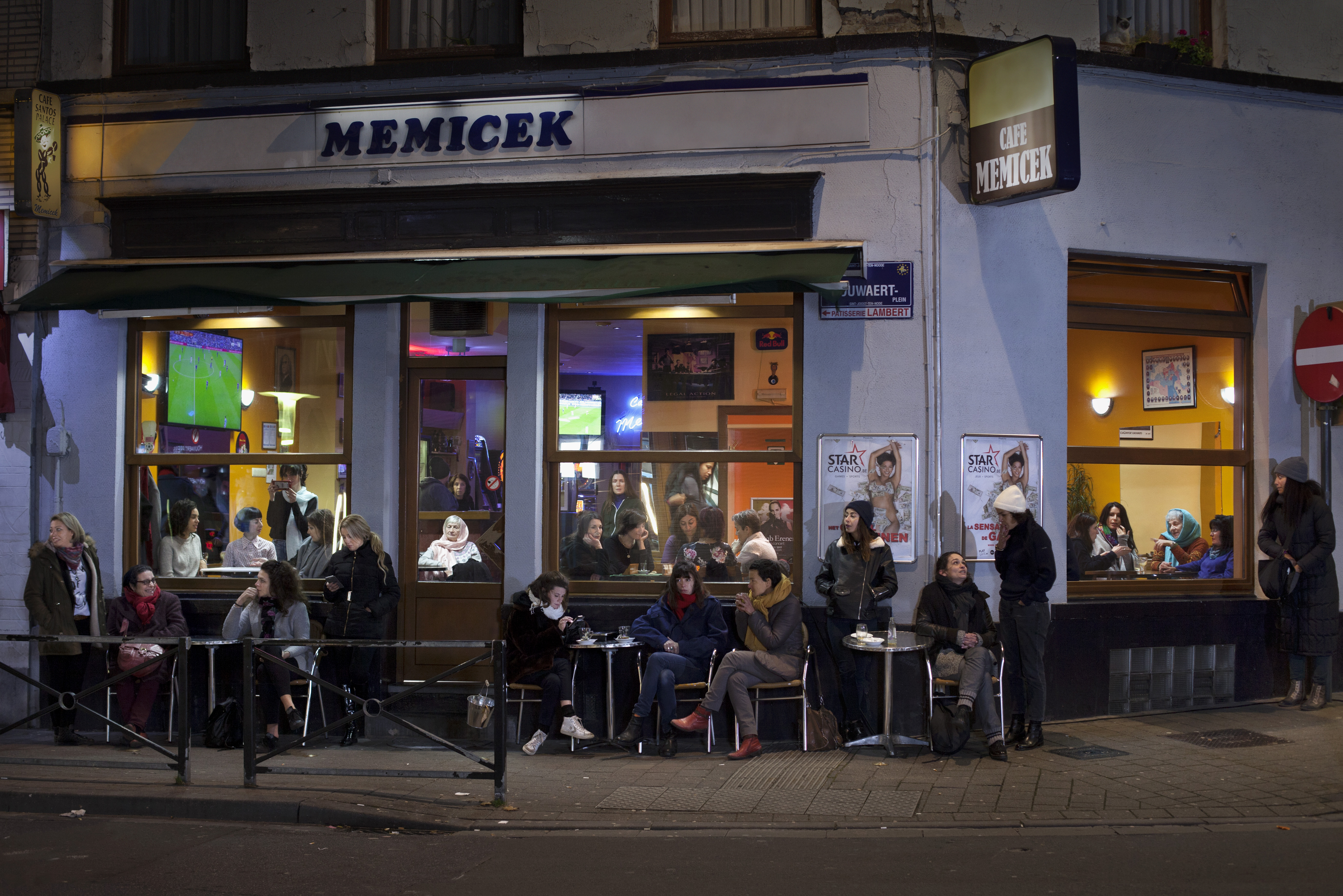 Randa Maroufi, Les Intruses, Place Houwaert