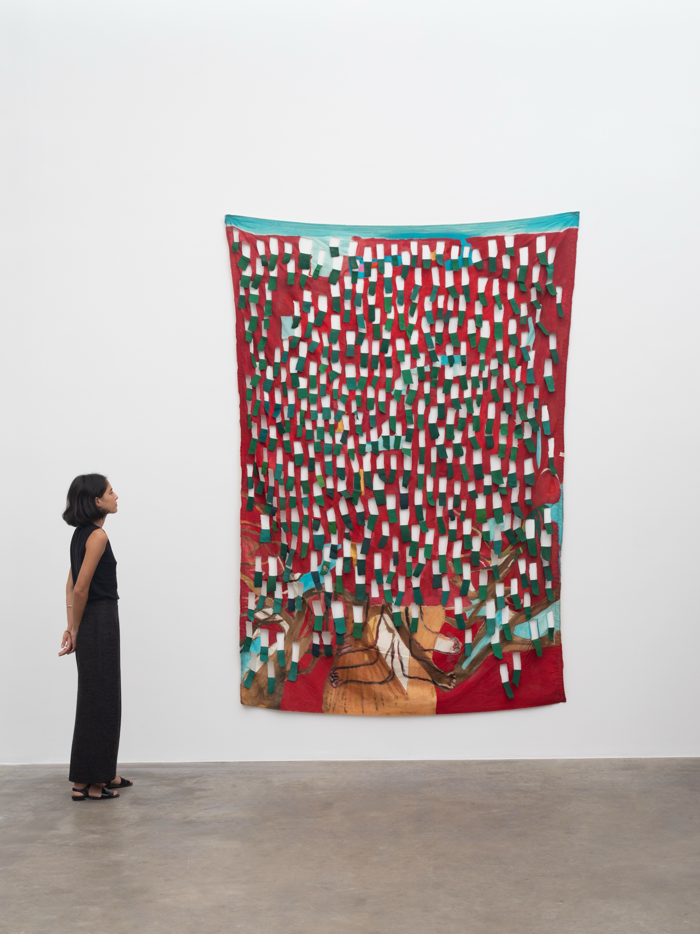 Pélagie Gbaguidi, Mango Tree , 2025, pigment op doek, courtesy de kunstenaar en Fortes D’Aloia & Gabriel, São Paulo/Rio de Janeiro, foto Eduardo Ortega