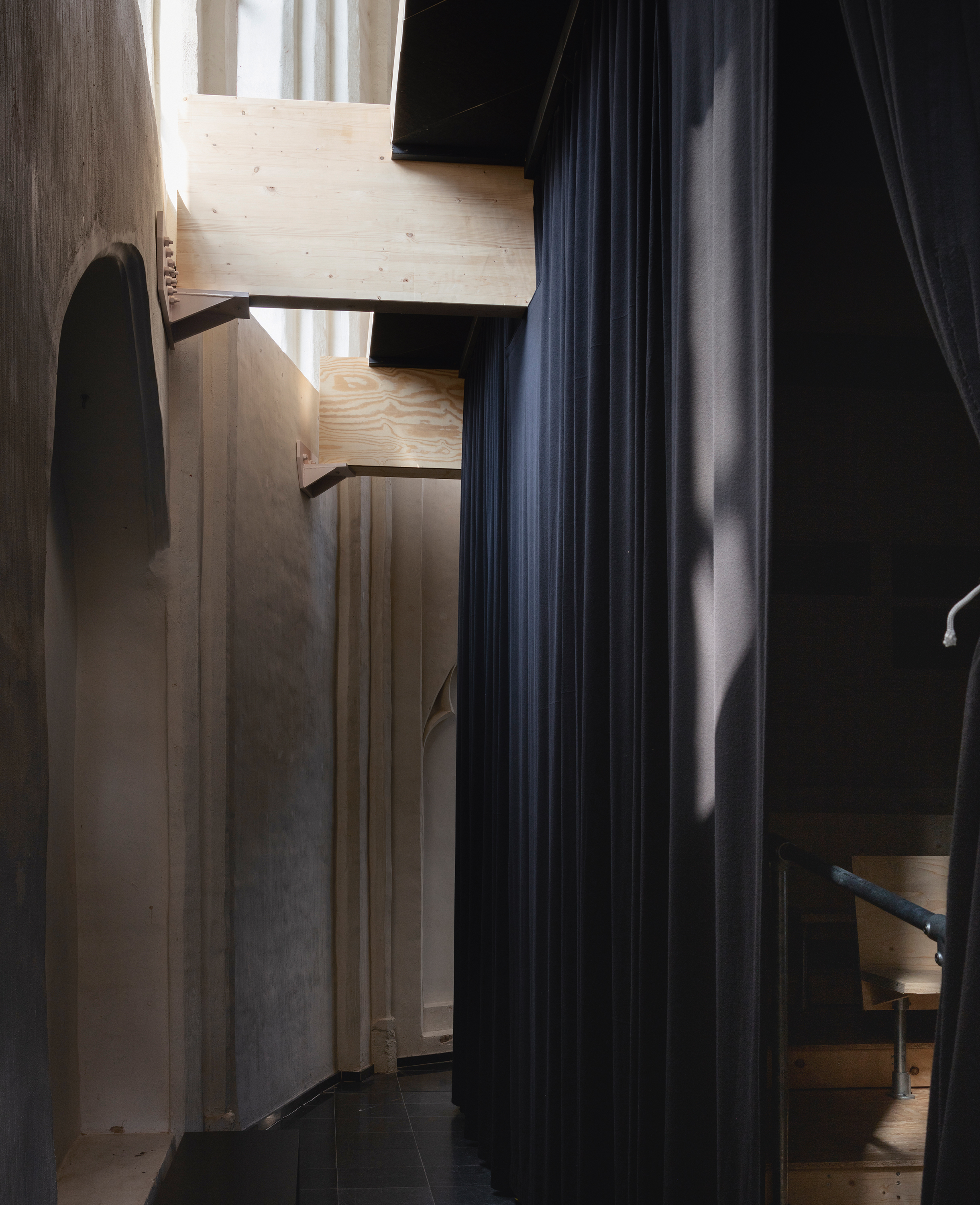 Olivier Goethals, Spatial Intervention KHG02 , film- en lezingenzaal, uitvalsbasis Art Cinema OFFoff, Kunsthal Gent. – Foto Michiel De Cleene