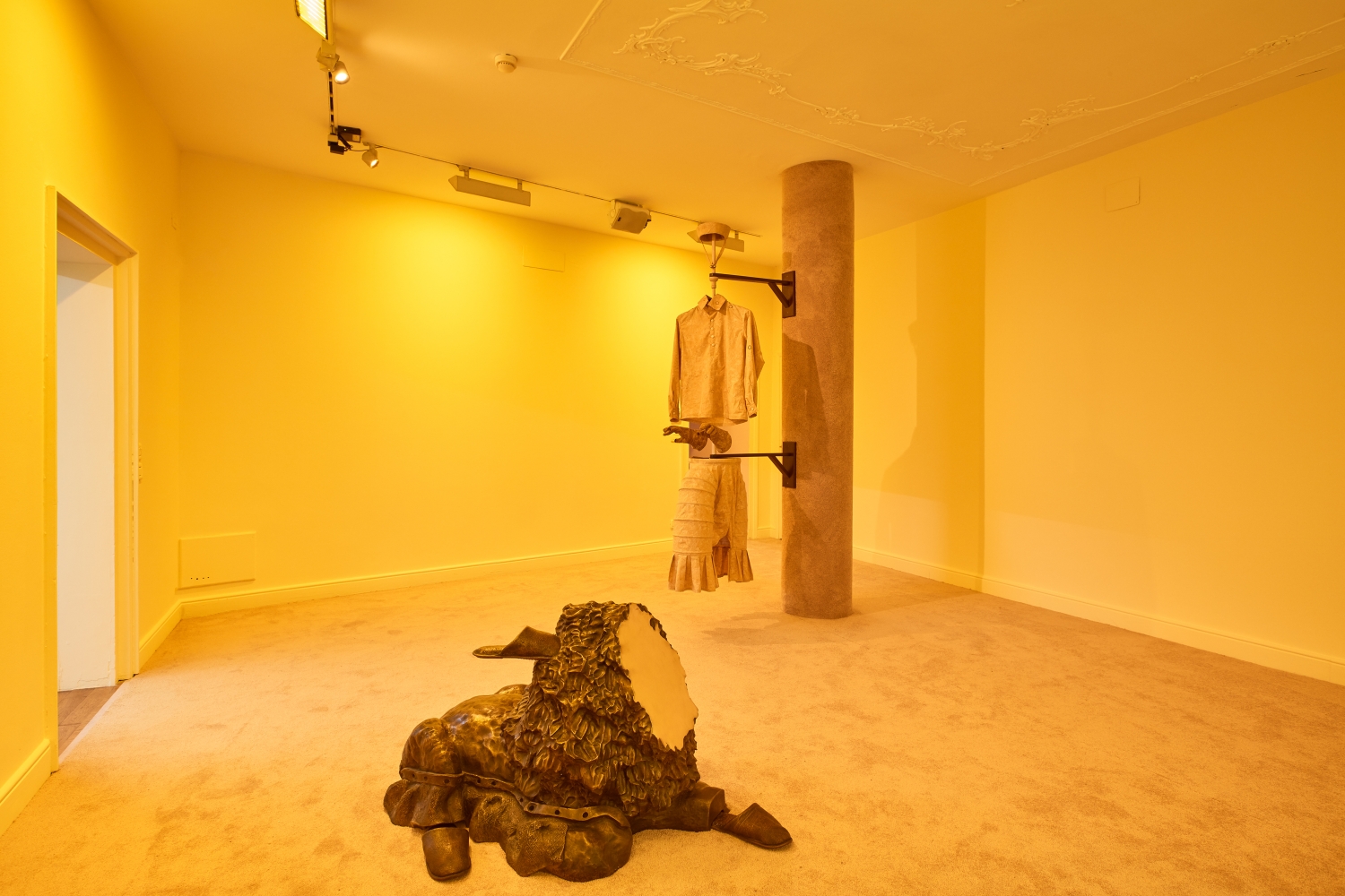 Mike Bourscheid, ‘Thank you so much for the flowers’, exhibition view, 2017, 57th International Art Exhibition – La Biennale di Venezia © Mike Bourscheid, photo Mike Bourscheid