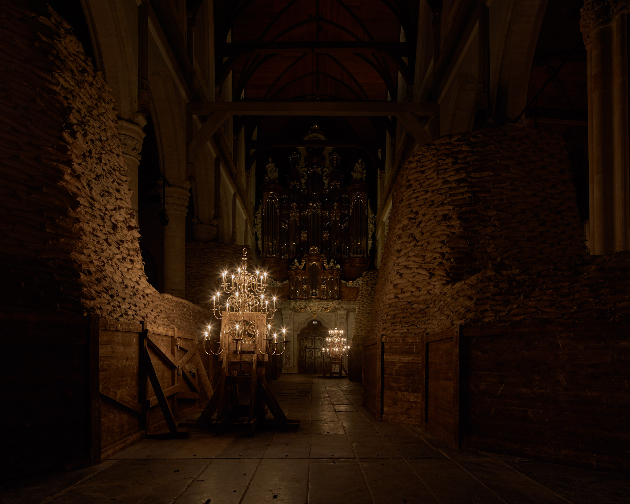 Adrián Villar Rojas, Poems for Earthlings, 2019. Courtesy of the artist and Oude Kerk, Amsterdam. Photo: Jörg Baumann.