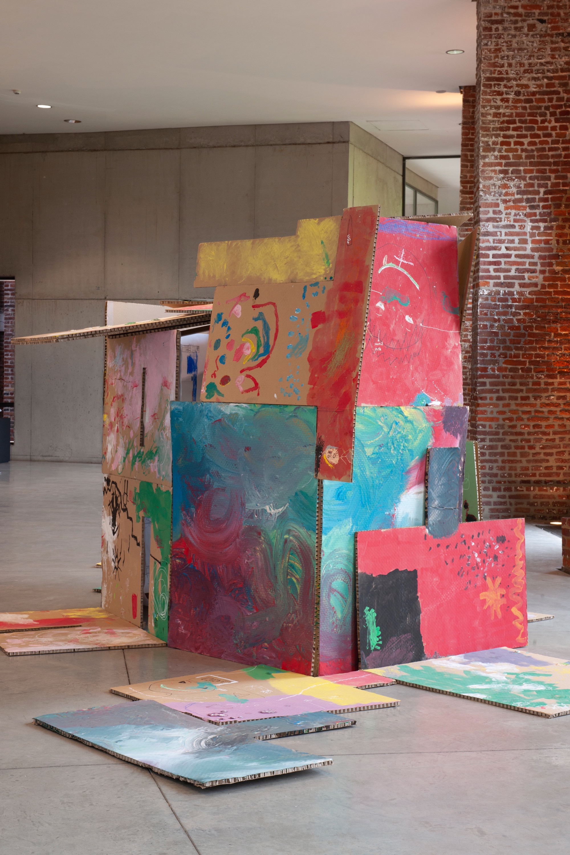 Tentoonstellingszicht Angel Vergara Dans l'instant, 2023, MACS Grand Hornu, © Ph. DeGobert