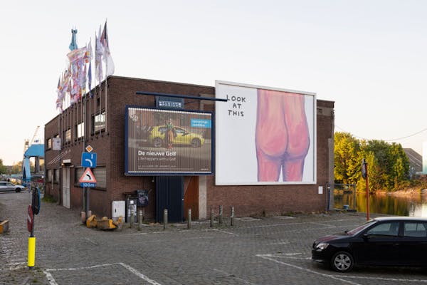 David Shrigley – Look at this, 2020. Billboard Series #19, Gent. © artlead.net (installatiebeeld: Michiel De Cleene)