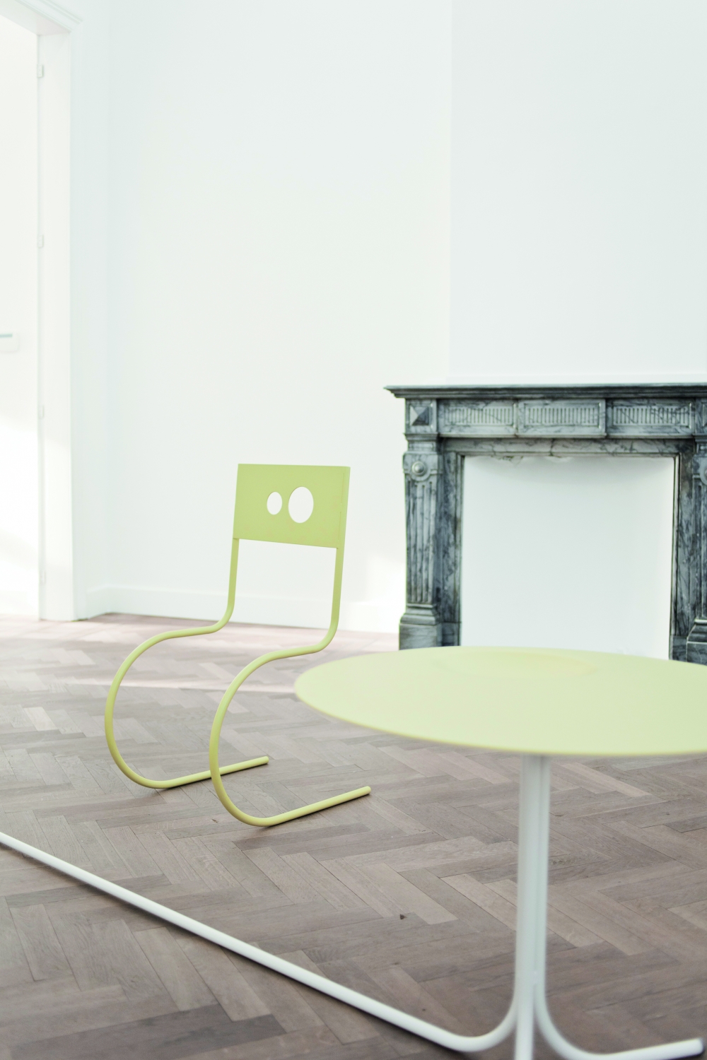 Erika Hock, 'table' en 'chair', foto Maxime Fauconnier