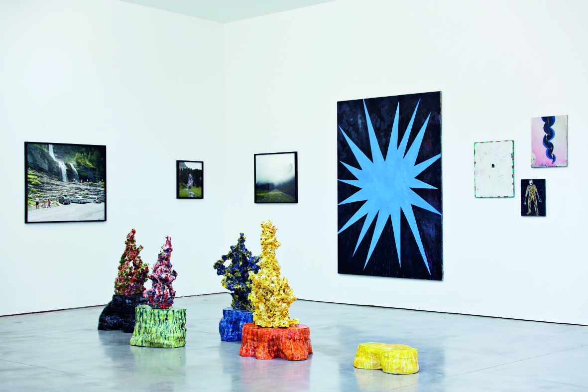 Tentoonstellingszicht ‘Omber, Odradek en Octaëder’ in Galerie D’Apostrof, Meigem, Foto: Bertrand Cavalier