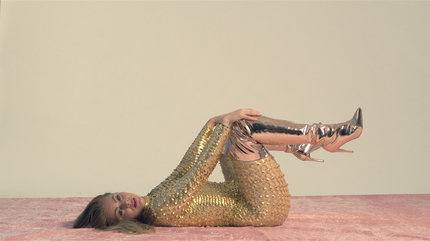 Liesel Burisch, ‘Good Intentions’, 2018, installatiezicht, foto Gert Jan van Rooij