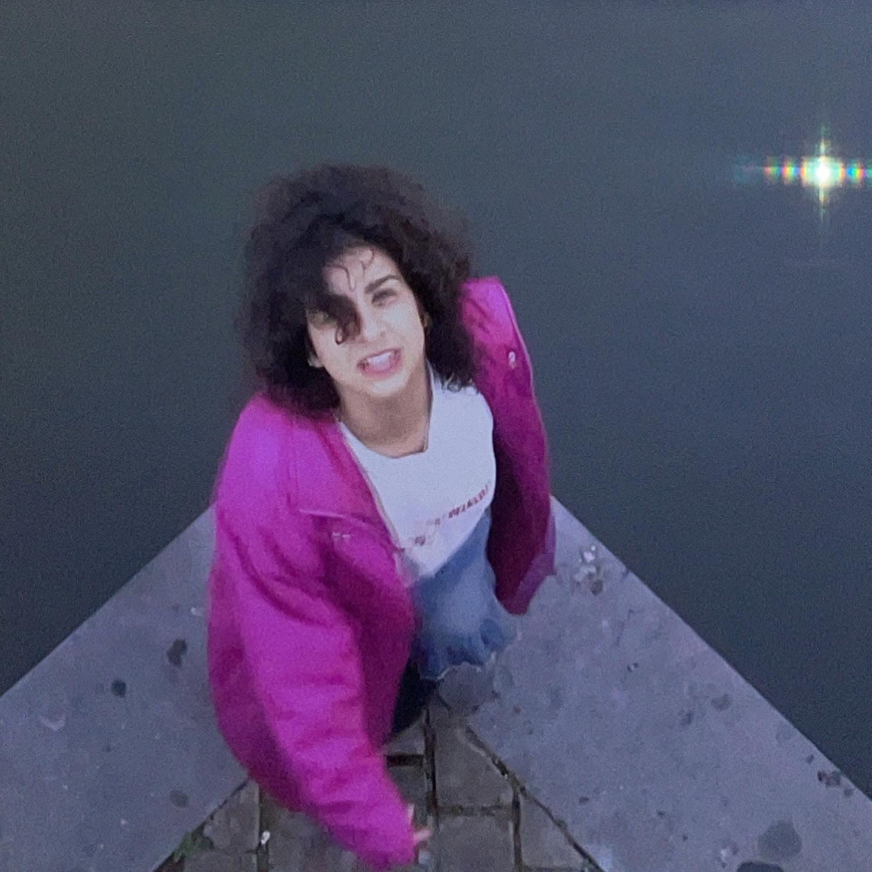 Shervin/e Sheikh Rezaei, filmstill door Jeremy Pavoncelli, Me seducing you , juni 2023, courtesy de kunstenaar