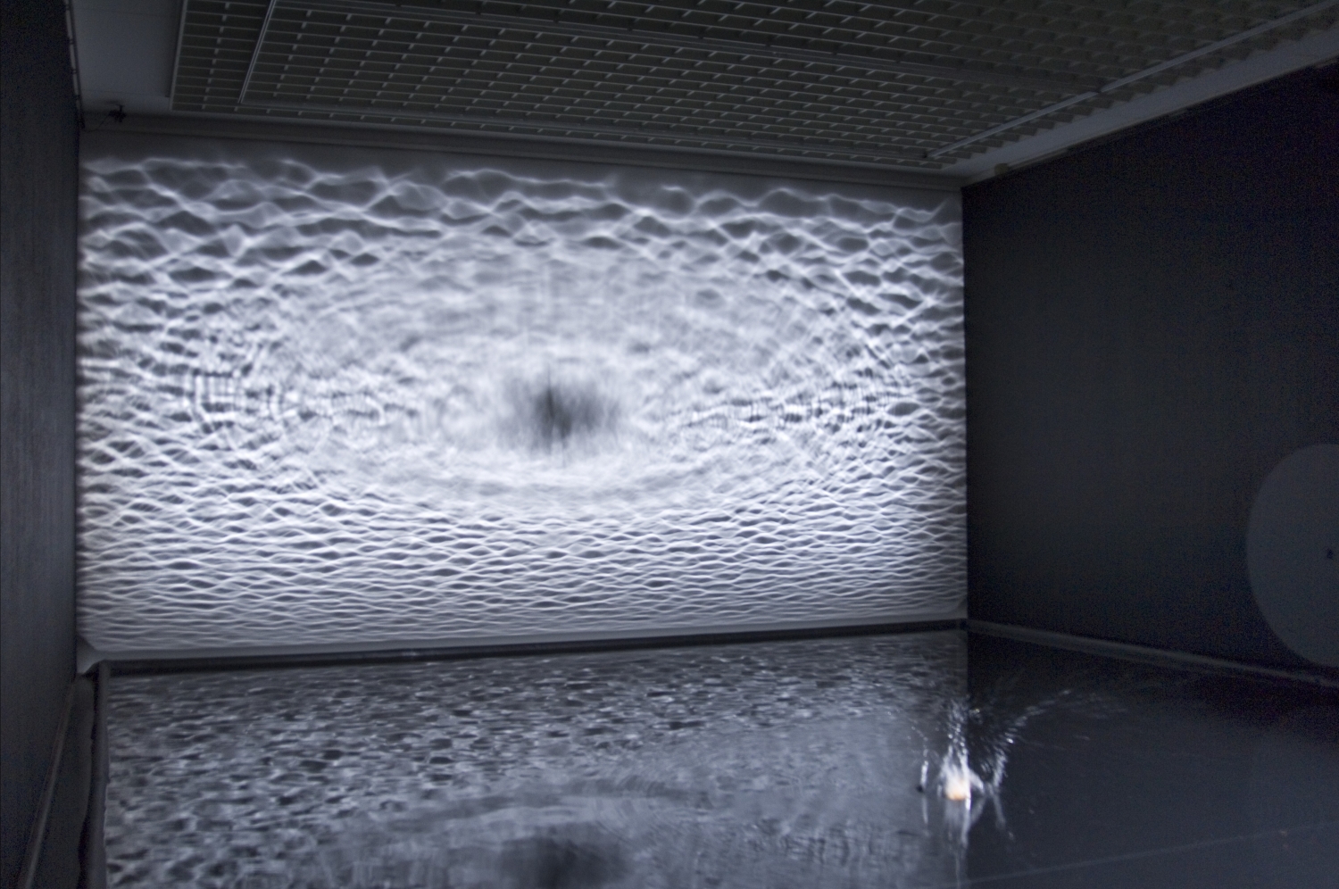 Olafur Eliasson, ‘Notion motion’, installatiezicht Museum Boijmans van Beuningen(2010), foto Hans Wilschut
