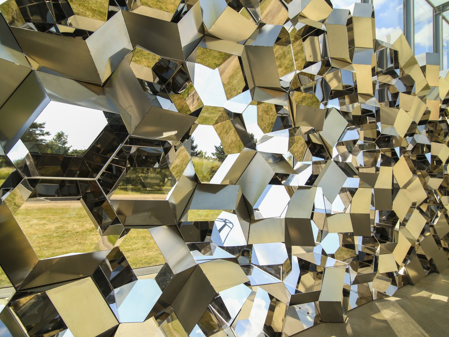 Olafur Eliasson, ‘Negative quasi brick wall’, 2003, foto Mario De Block