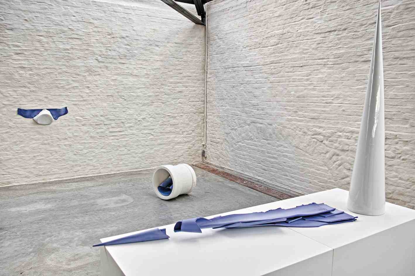 Piet Stockmans, ‘Porcellania Povera’, 2016, installatiezicht, foto’s Jean-Pierre Stoop