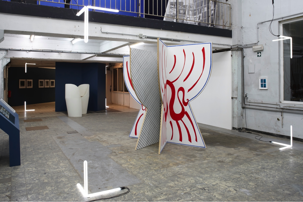 ‘The Corner Show’, installation view, Extra City Kunsthal, 2015 © Jan Kempenaers