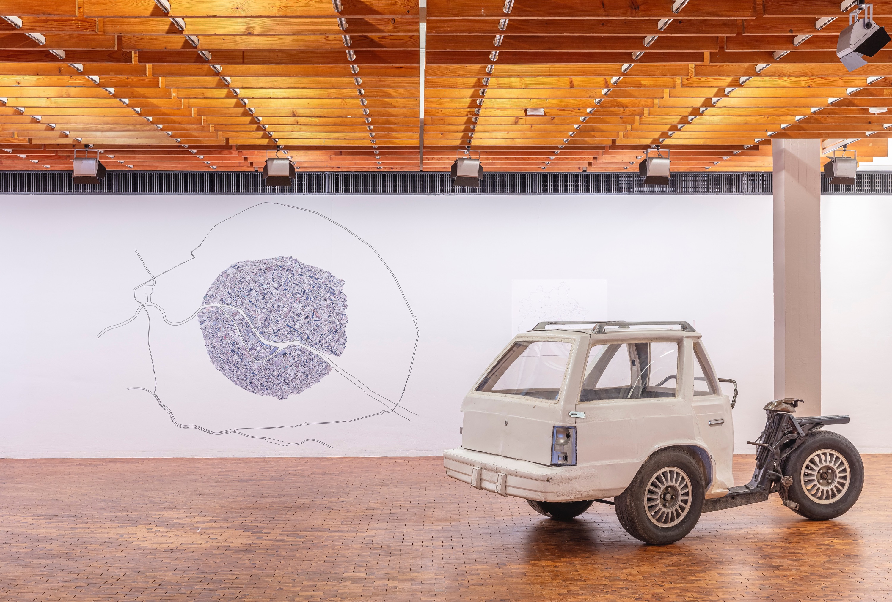 Installation view ‘The Great Repair’, 2023–2024, Akademie der Künste, Berlin, foreground: Folke Köbberling & Martin Kaltwasser, Cart , 2013; background: Christine Jiayi Chen/Kristina Shatokhina/Wilhelm Gardeleone, After Parking , 2023, © photo David von Becker