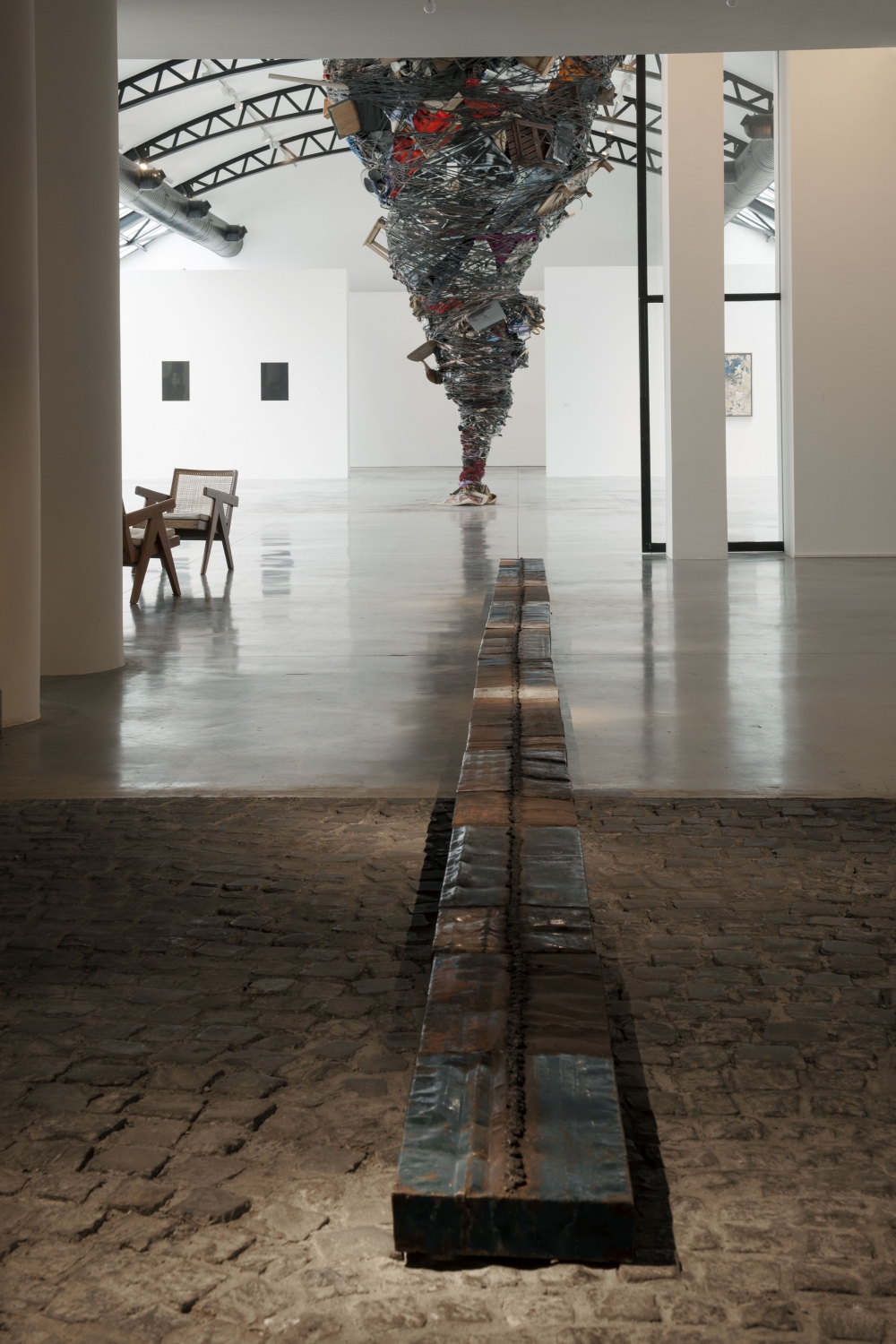 Roberto Diago, ‘Memory Trace’, vue d’ensemble, 2015, welded recycled metal, photo CAB