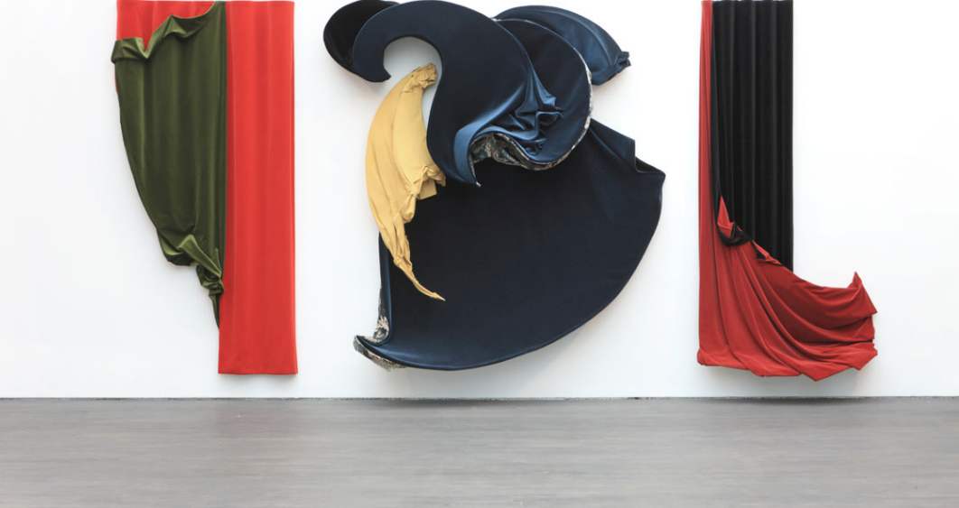 Lili Dujourie, zaalzicht S.M.A.K., 2015, courtesy of the artist & S.M.A.K.