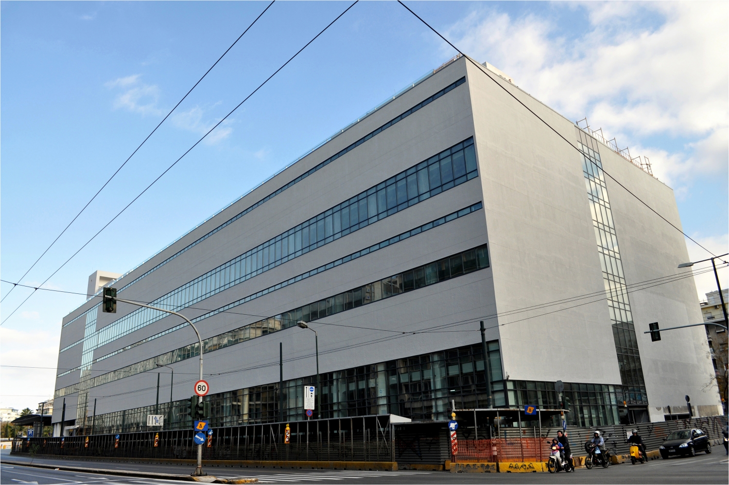 EMST, foto Tita Bonatsou